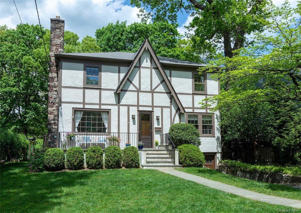 37 Maplewood Avenue, Dobbs Ferry, 10522