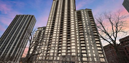 2550 N Lakeview Avenue Unit #N1006, Chicago