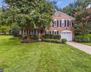 2225 Carmichael Dr, Vienna image
