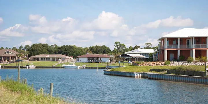 SW Pensacola Waterfront Homes