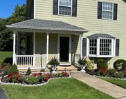8 Eaton Pl, Hopewell image
