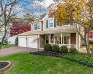 2 Beacon Hill Ct, Marlton image