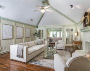 128 Oakbrook  Drive, Coppell image