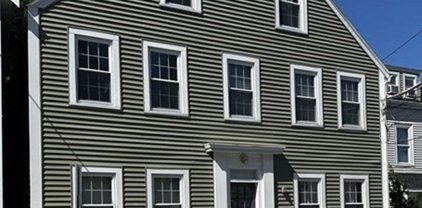 26 Essex St Unit 3, Salem