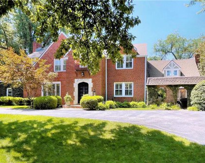 6030 Ward Parkway, Kansas City