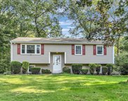 27 Sunset Dr, Medway image