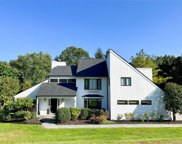4 Candlewood Court, Scarsdale image