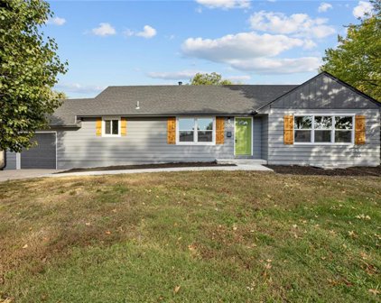 1000 S Pitt Street, Olathe