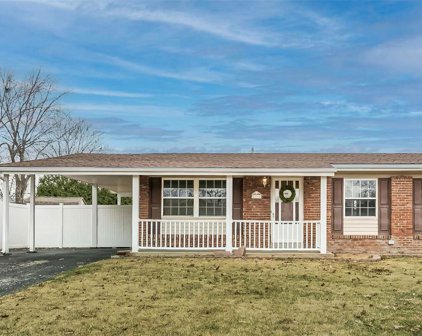 2811 Glenway  Drive, Maryland Heights