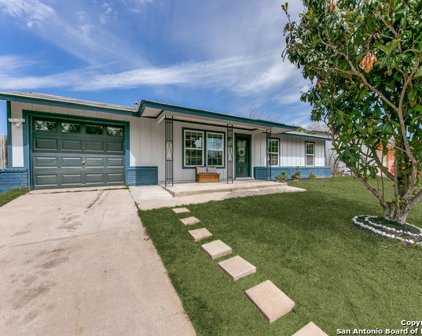 7323 Clear Water St, San Antonio