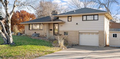 2820 34th Avenue NE, Saint Anthony