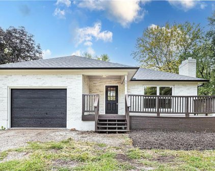 501 8th Street, Garden City
