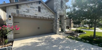 12918 Lone Star Leaf, San Antonio