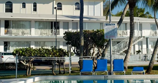 A Makawao resort pool