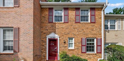 213 Commons  Nw Drive NW, Vienna