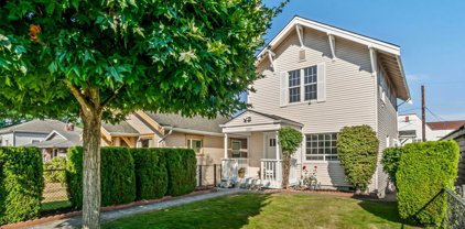 2327 Oakes Avenue, Everett