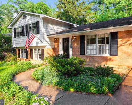 1723 Pine Valley   Drive, Vienna