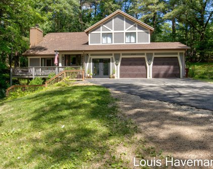 3525 Wild Rose Lane NE, Grand Rapids