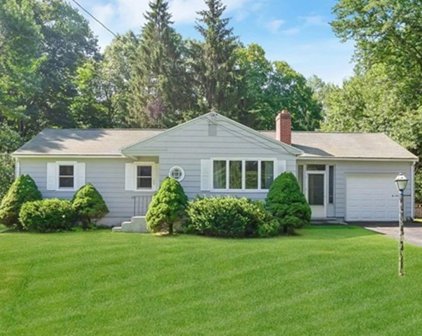 9 Nokomis Rd., Wilbraham