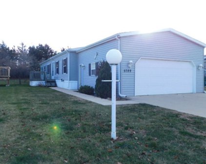 5789 Peachstone, Loves Park