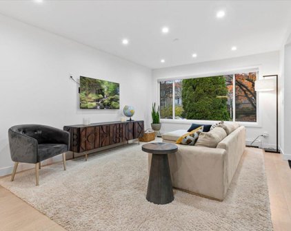 870 W 59th Avenue, Vancouver