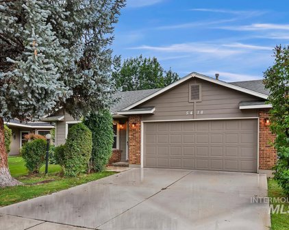 5418 Willowcrest Pl., Garden City