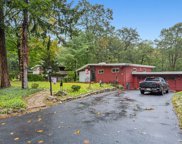 52 Valley Rd, Ringwood Boro image