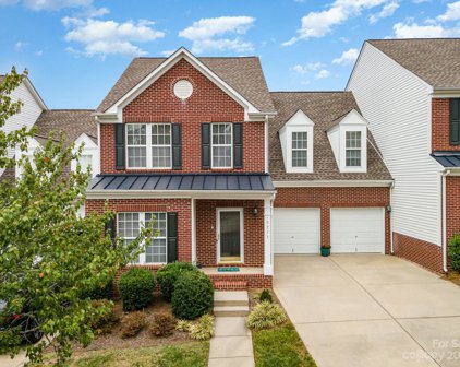9711 Sunset Grove  Drive, Huntersville