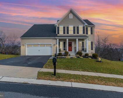 3920 Seabiscuit Way, Harrisburg