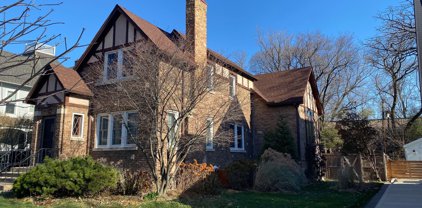 339 Forest Avenue, River Forest