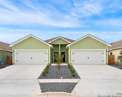 621-623 Heathers Way, Seguin