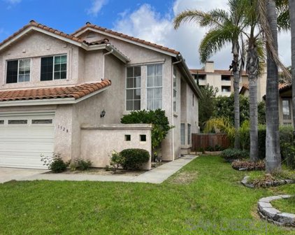 1528 Green Oak Rd, Vista