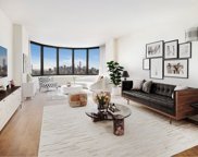 330 E 38th  Street Unit 50AQ, New York image