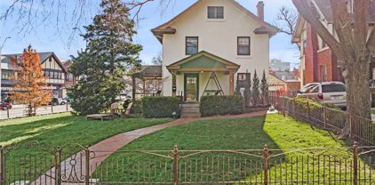 205 W 62nd Terrace, Kansas City