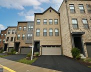 23079 Sullivans Cove   Square, Brambleton image