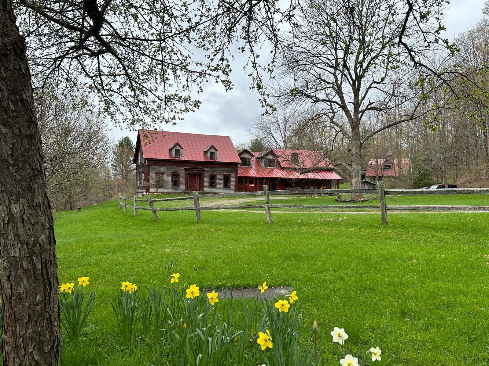 Marshfield Hills General Store - 1j8ok5n