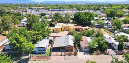 1086 Lura Place SW, Albuquerque