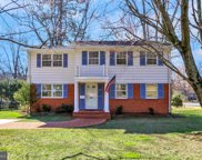 8205 Cottage   Street, Vienna image