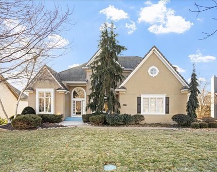 9540 Redbud Lane, Lenexa