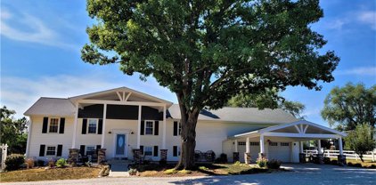 2897 Baptist Lane, Bates City