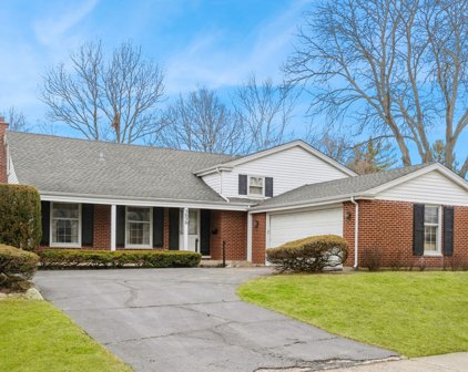 3030 N Wilshire Lane, Arlington Heights