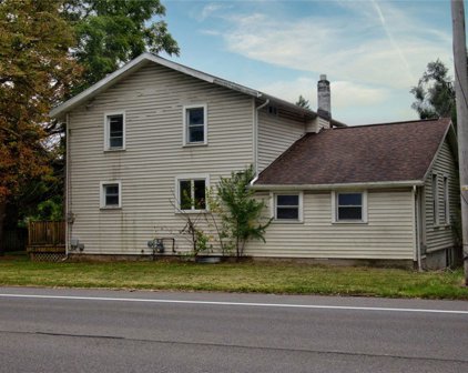 1851 W Jefferson  Road, Henrietta