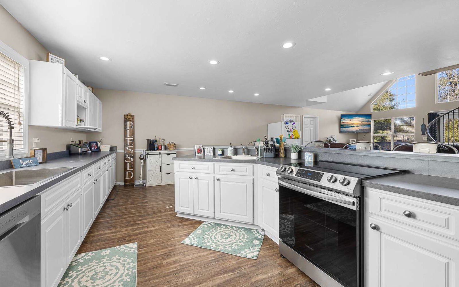 190 SE RIVERSIDE WEST DRIVE, Branford, 32008