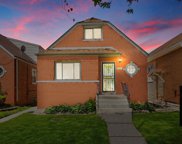 8130 S La Salle Street, Chicago image
