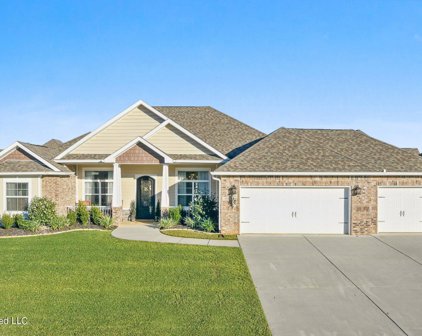 8016 Village Green Drive, Biloxi