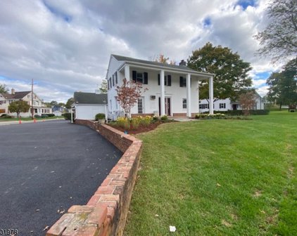 15 Route 202, Far Hills Boro