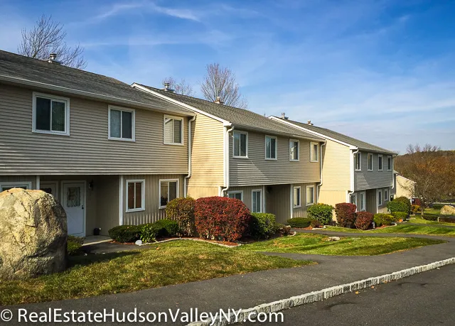 High Meadow Townhouses in Yorktown Heights