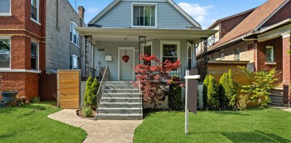 4926 W Fletcher Street, Chicago