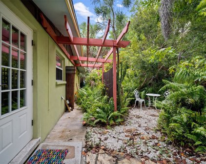 2211 Avenue B, Bradenton Beach