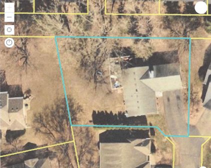 10310 Lee Drive, Eden Prairie